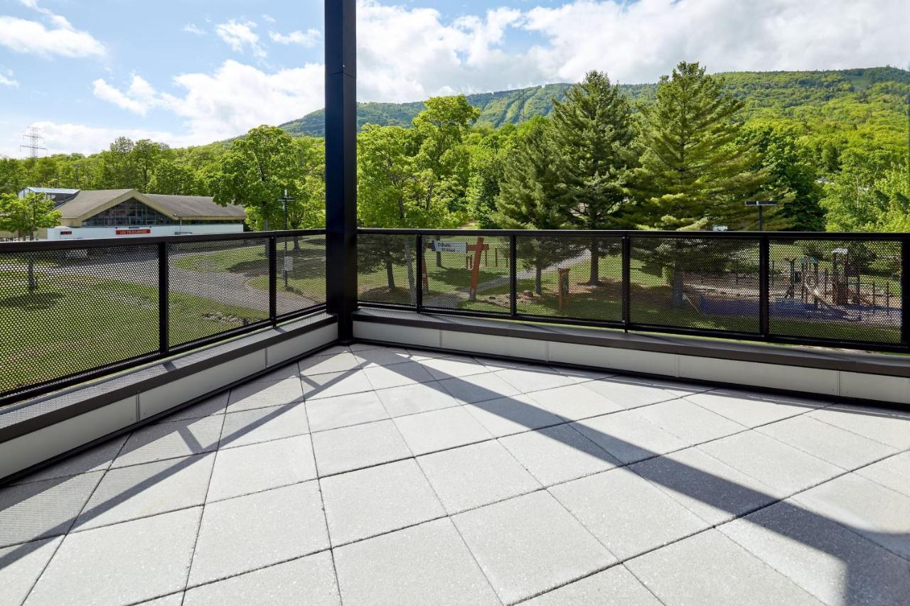 Delta Hotels By Marriott Mont Sainte-Anne, Resort & Convention Center Beaupré Exterior foto