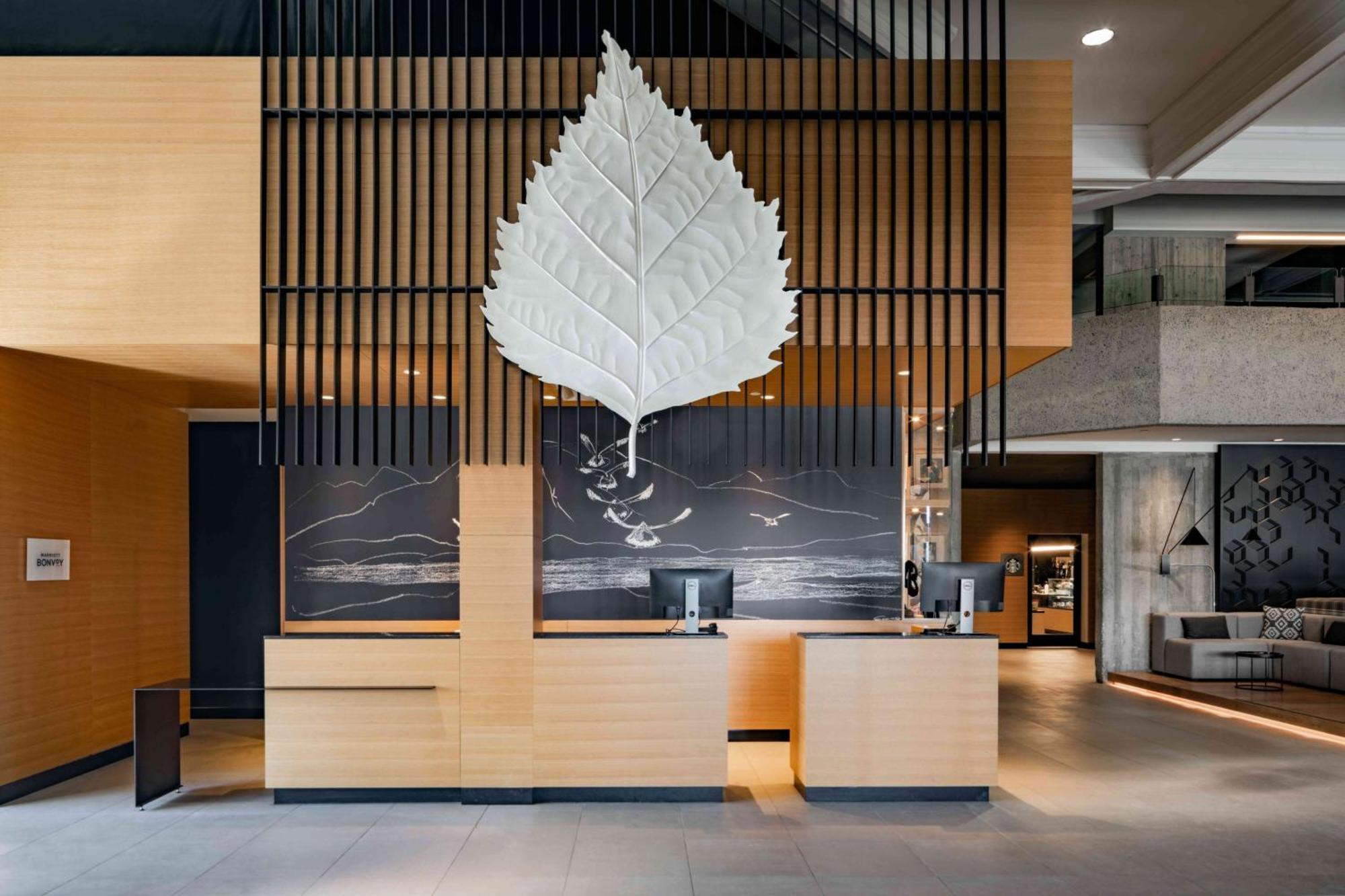 Delta Hotels By Marriott Mont Sainte-Anne, Resort & Convention Center Beaupré Exterior foto